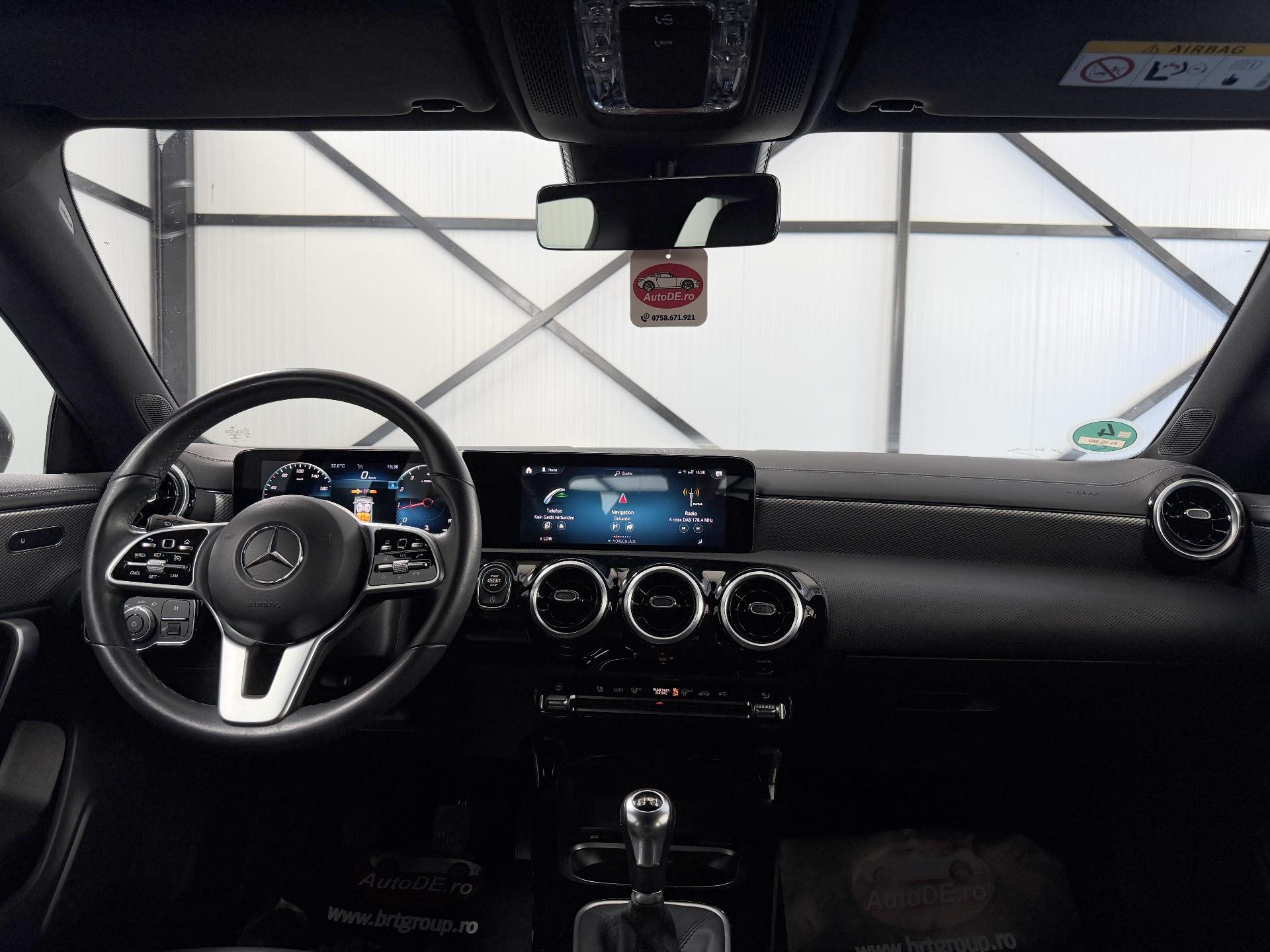 Mercedes-Benz-CLA 180