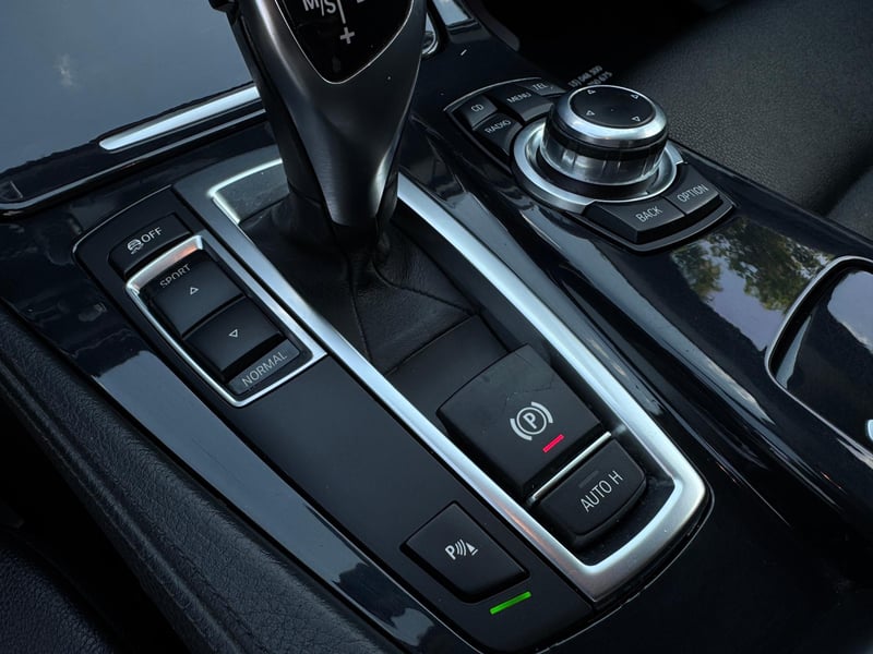 Car Thumb