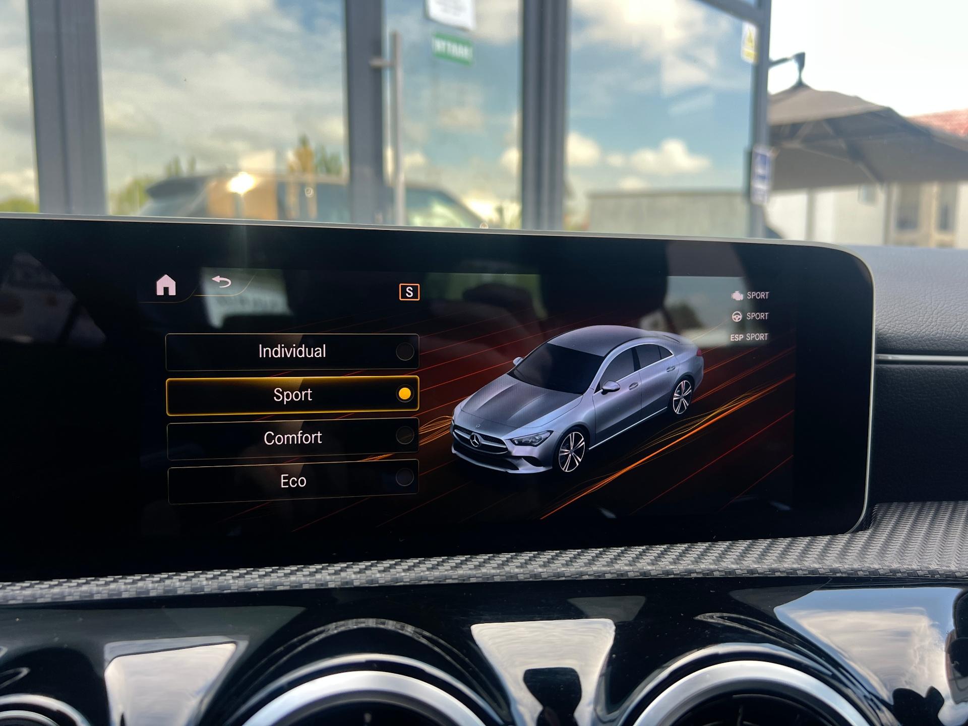 Mercedes-Benz-CLA