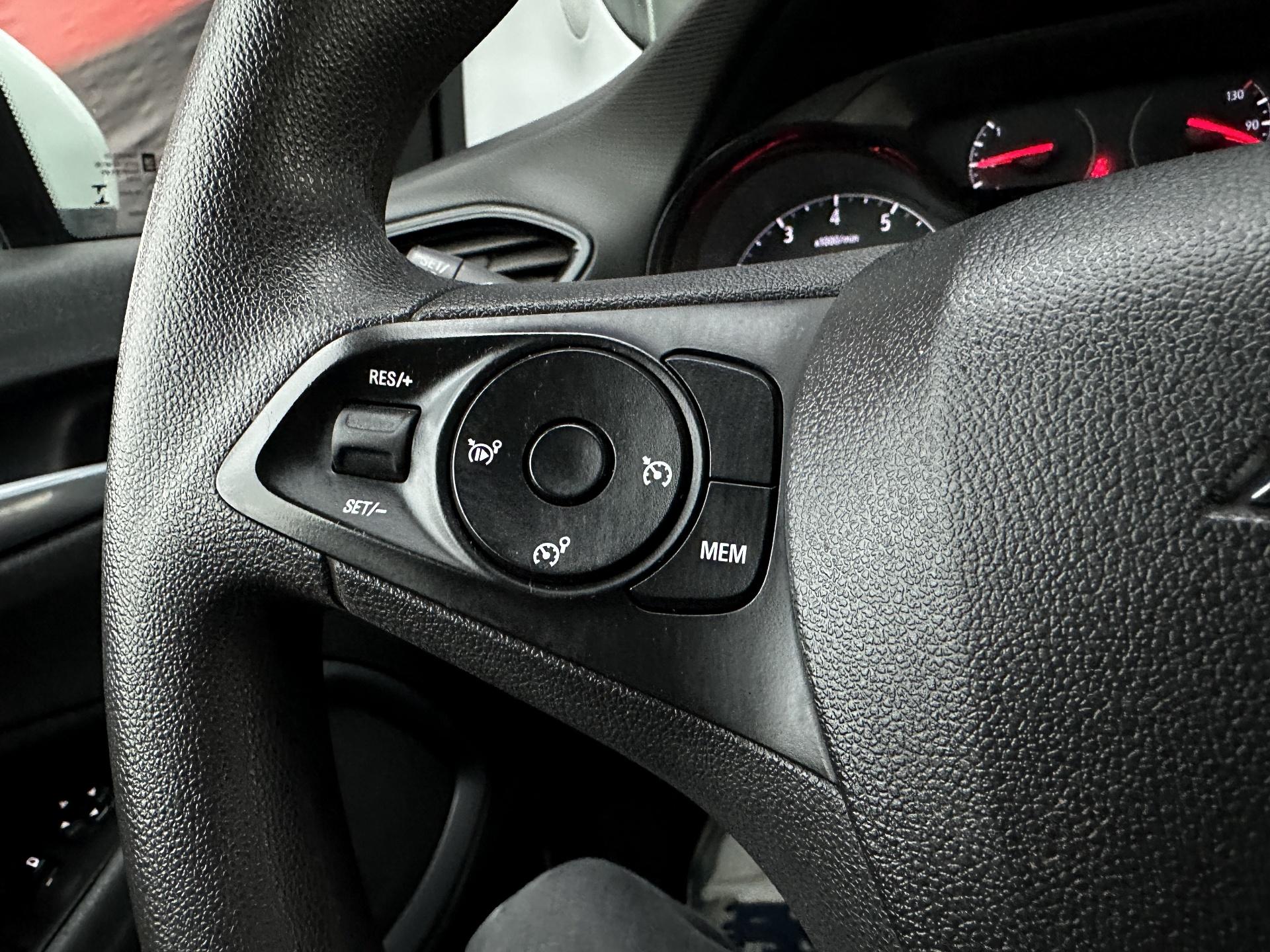 Opel-Crossland X
