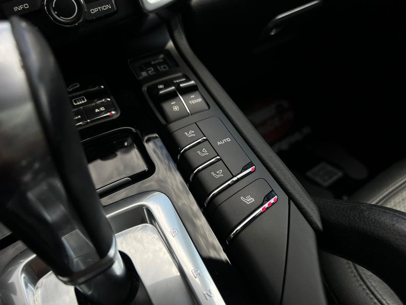 Car Thumb