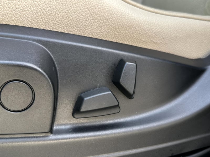 Car Thumb