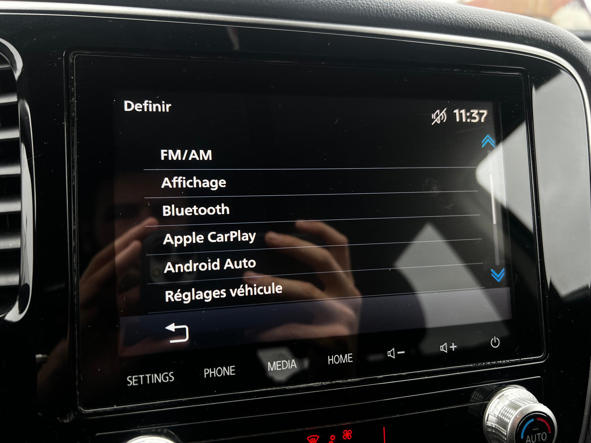 Mitsubishi-Outlander