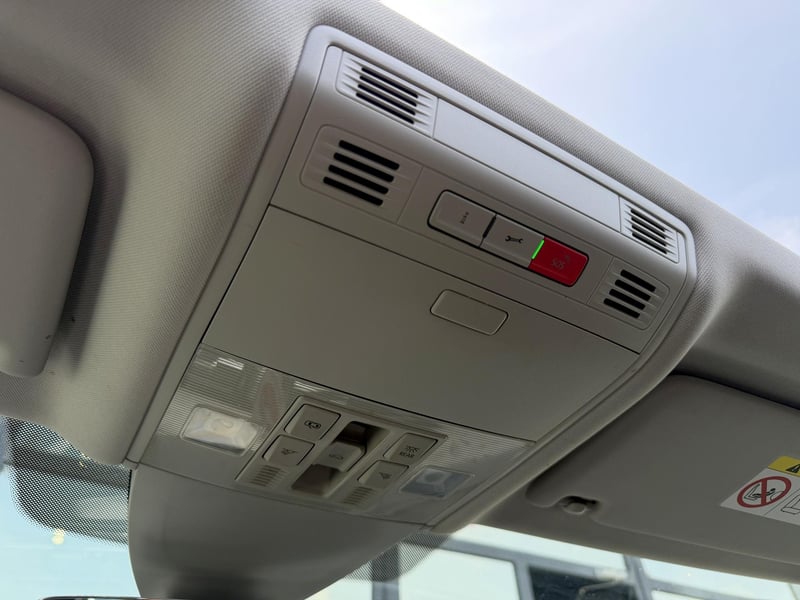 Car Thumb