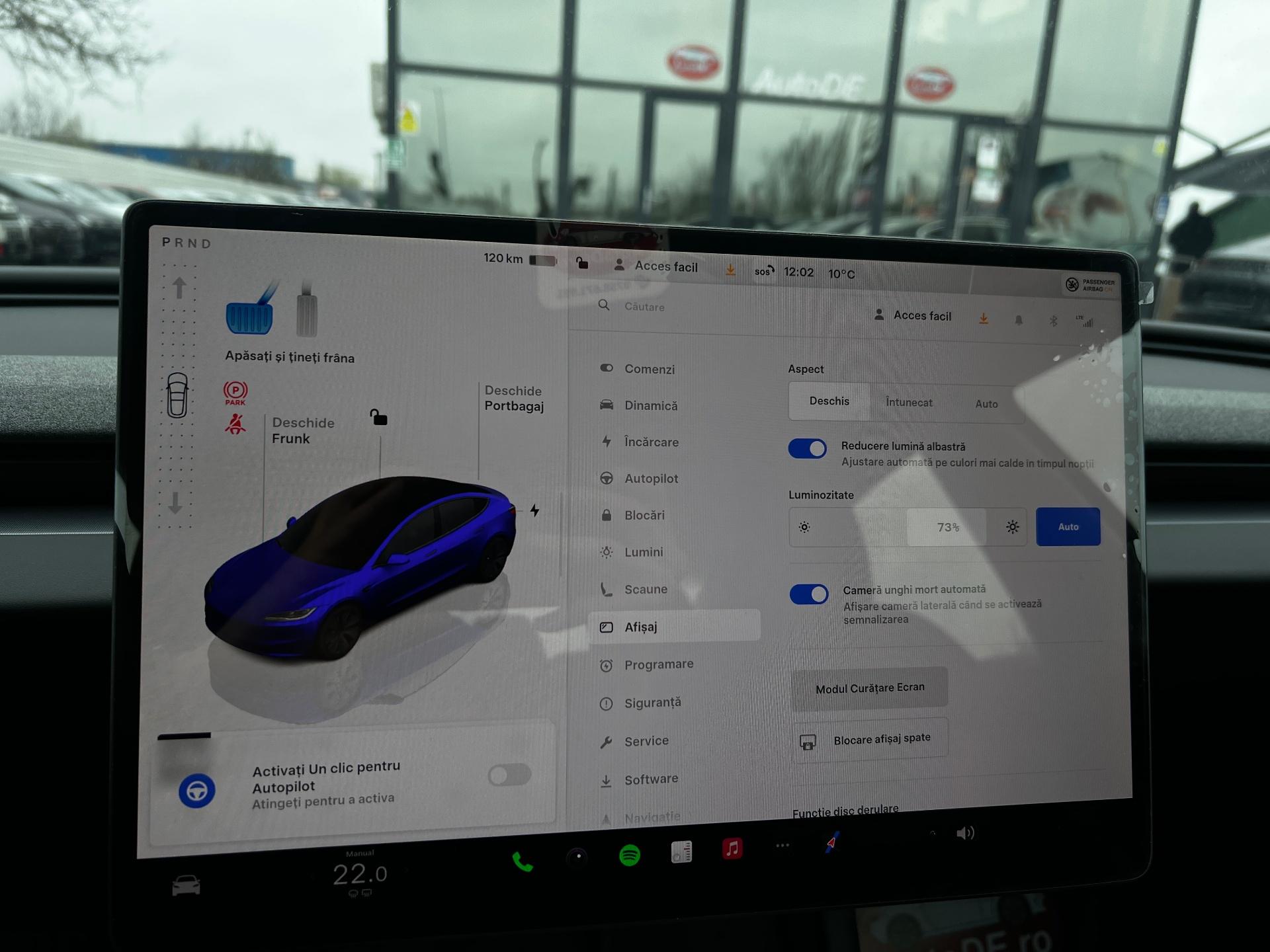 Tesla-Model 3