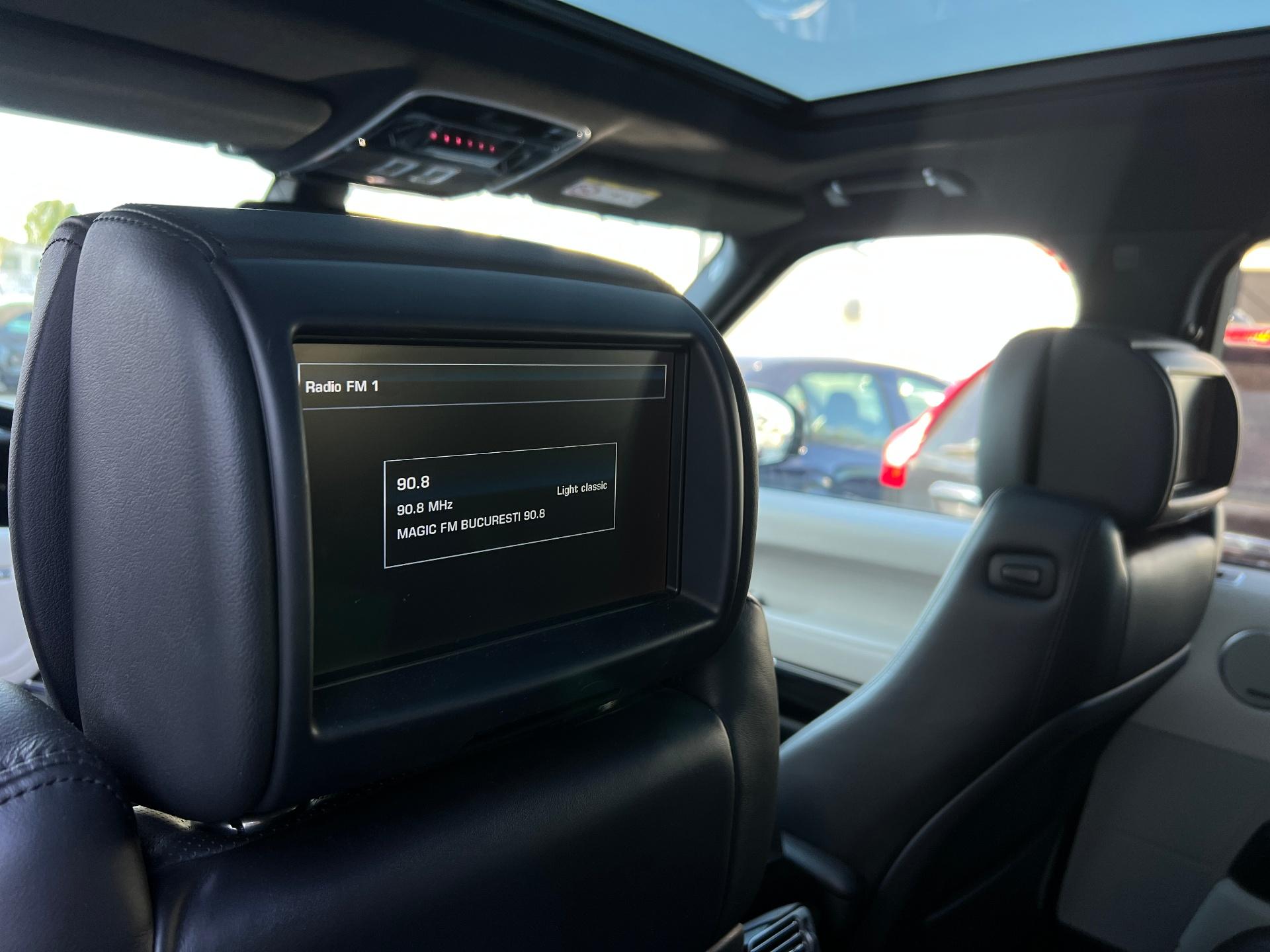 Land Rover-Range Rover