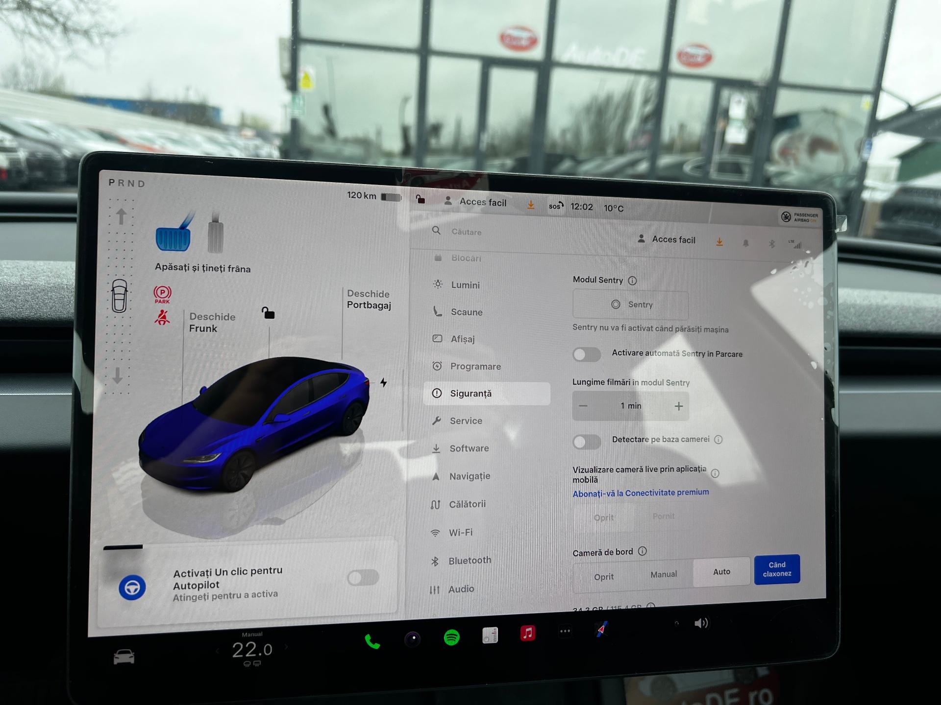 Tesla-Model 3