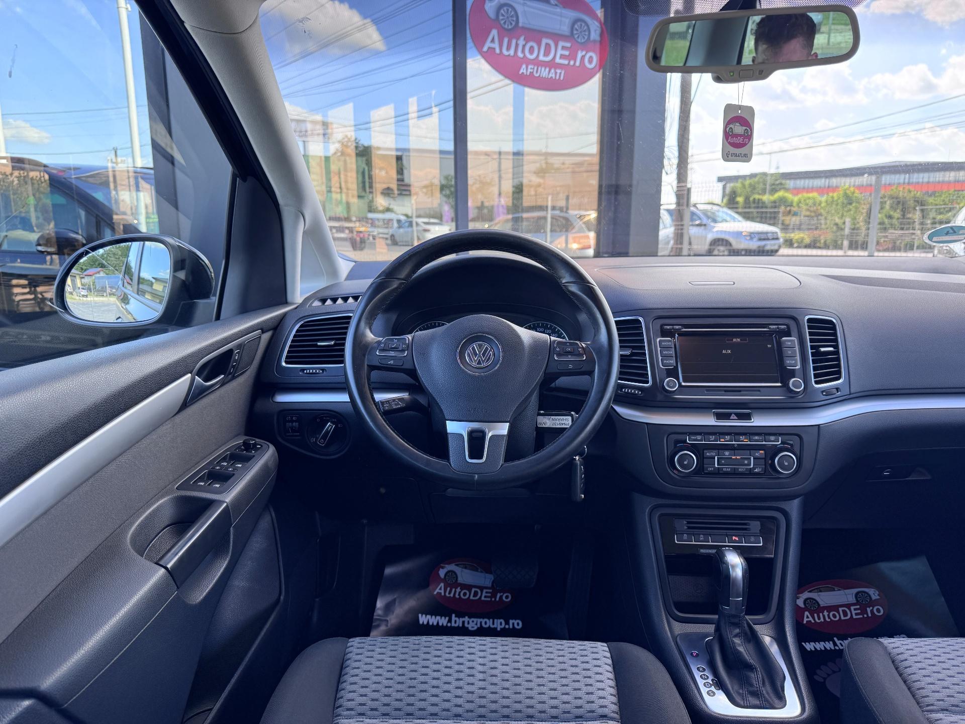 Volkswagen-Sharan
