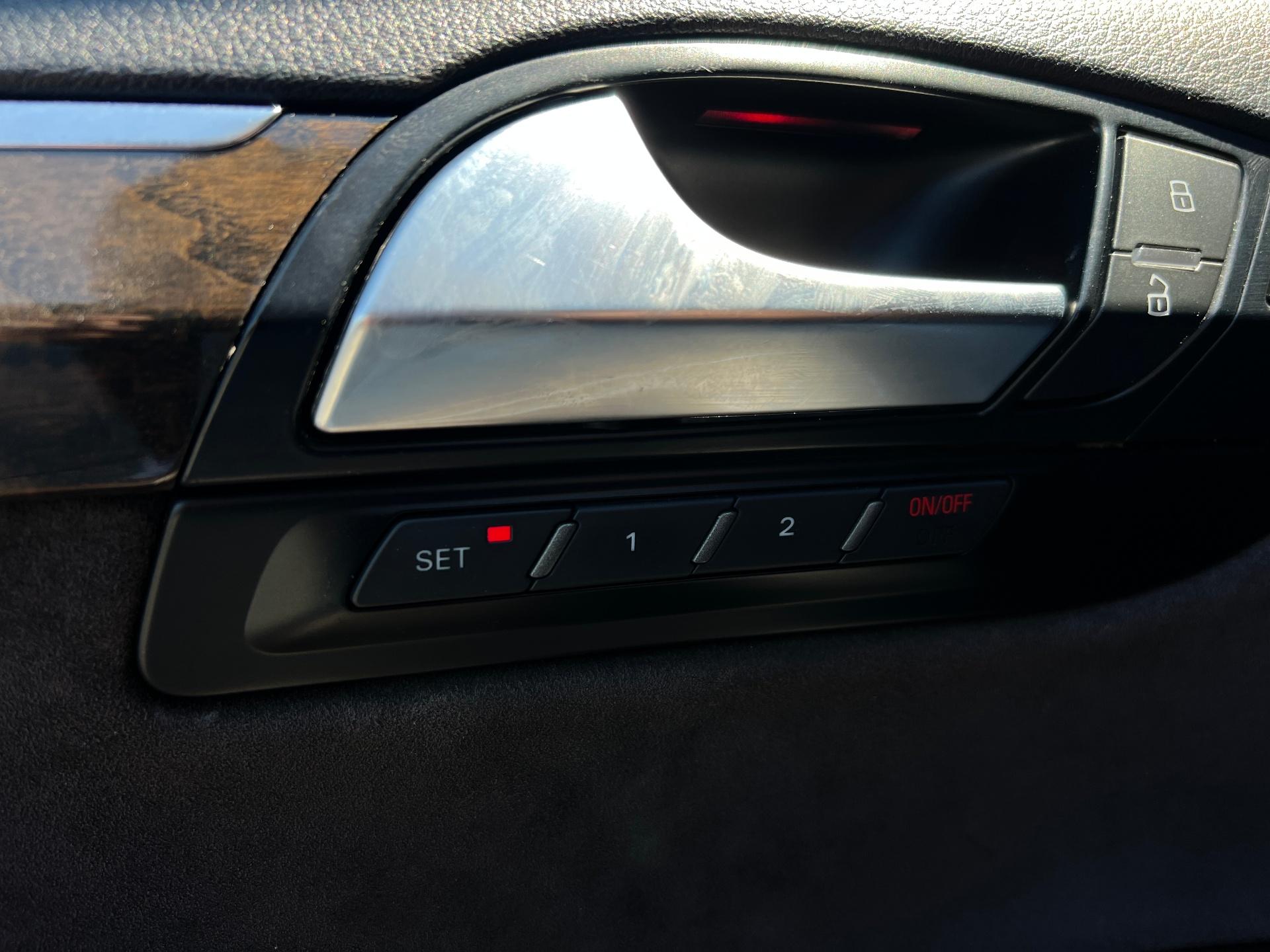 Audi-Q7