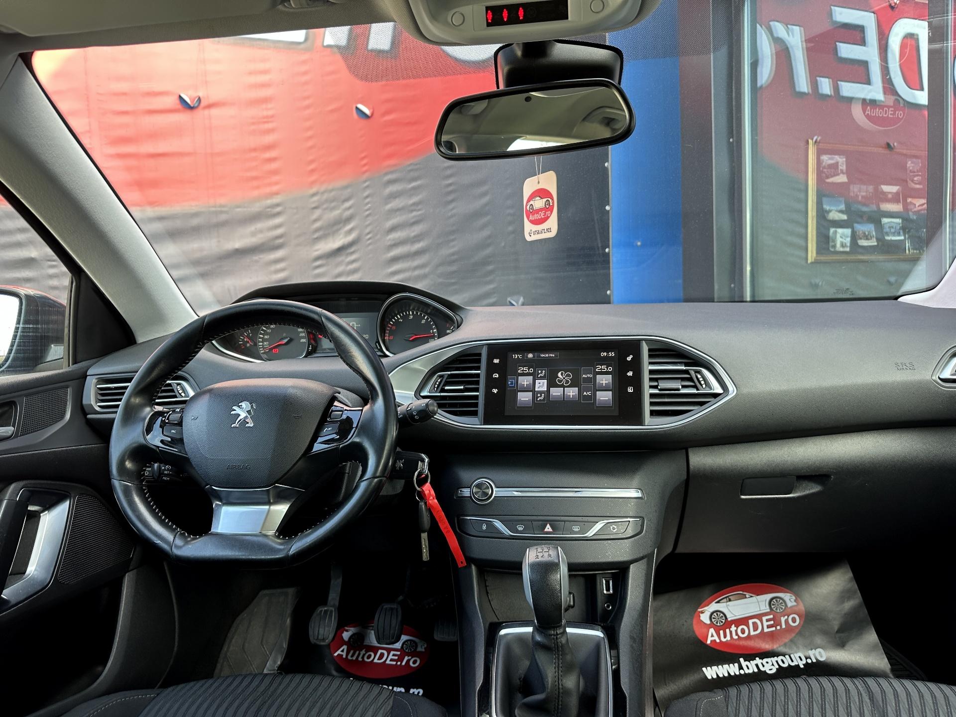 Peugeot-308
