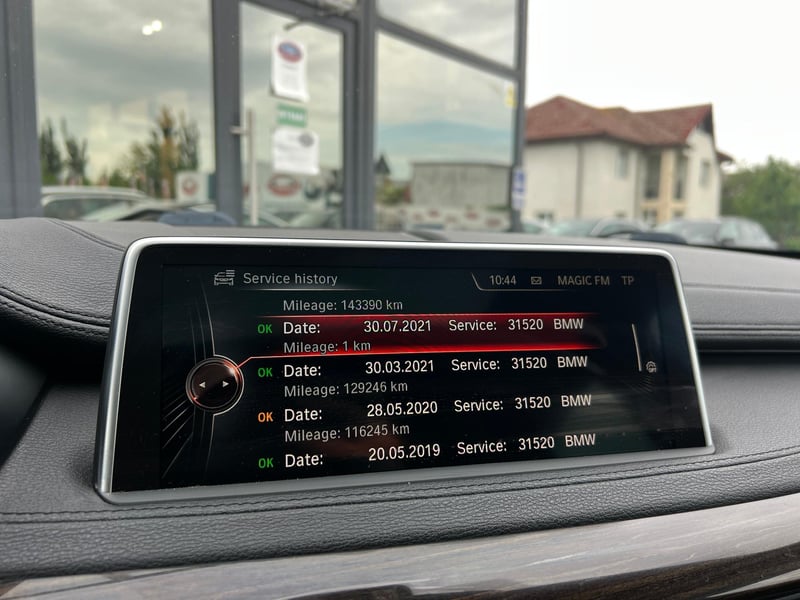Car Thumb