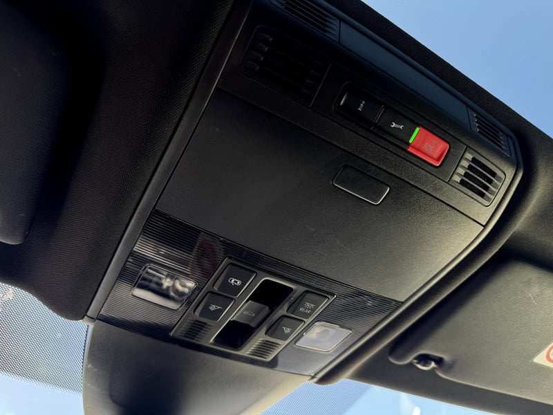Car Thumb