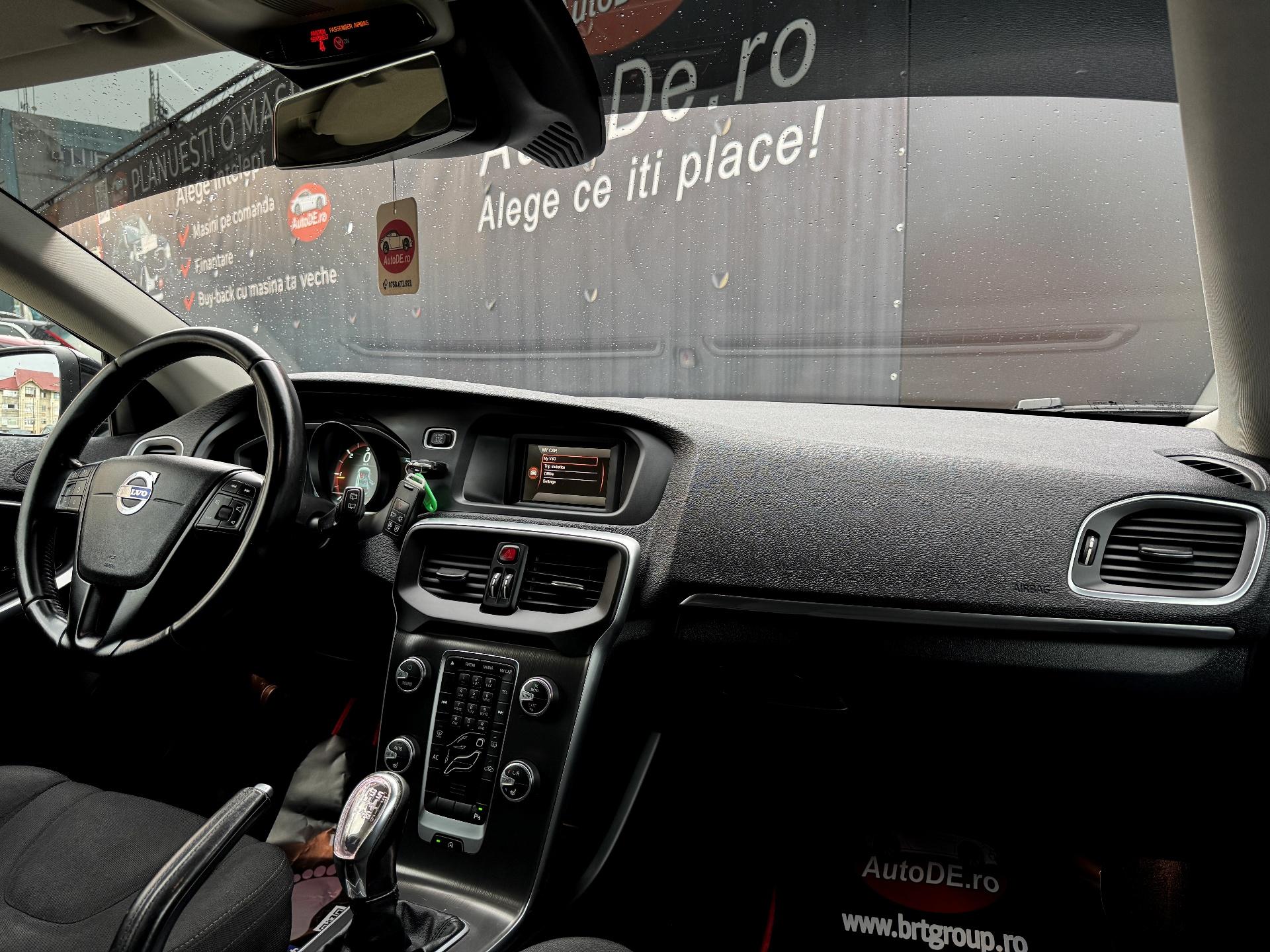 Volvo-V40