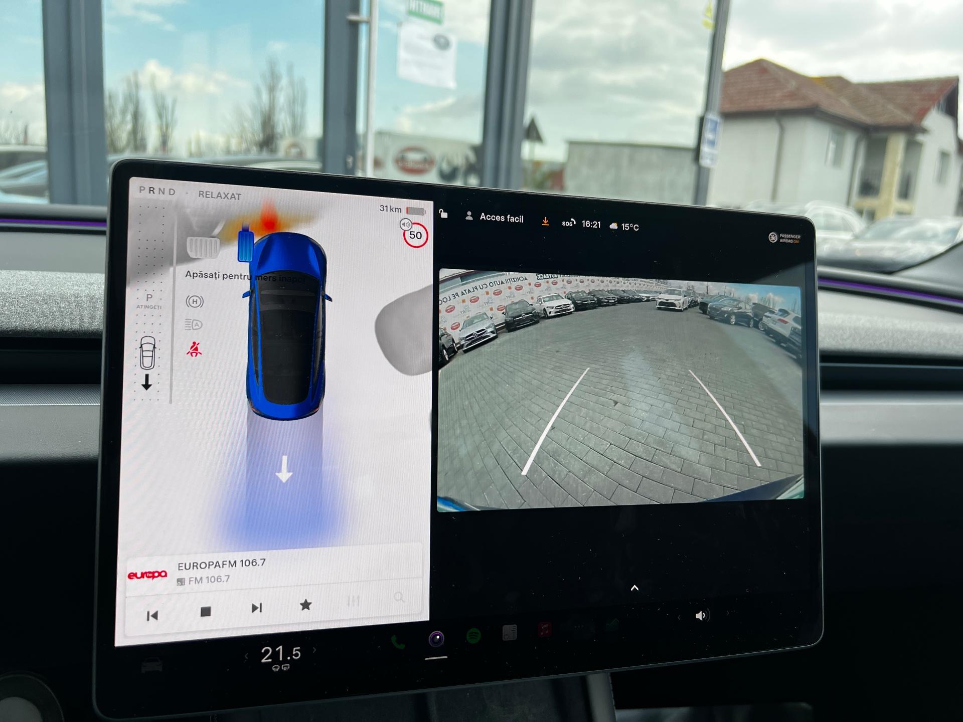 Tesla-Model 3