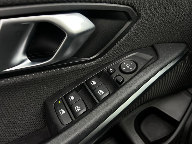 Car Thumb