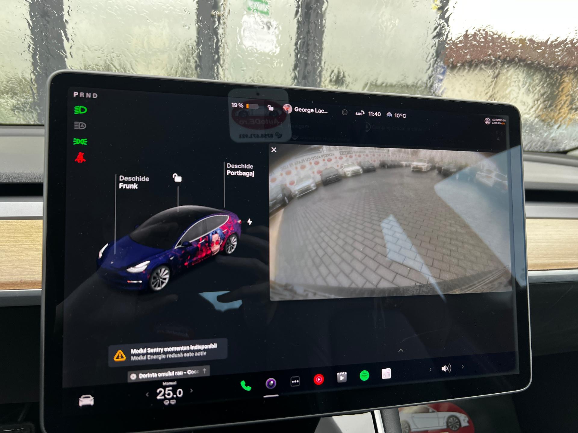 Tesla-Model 3