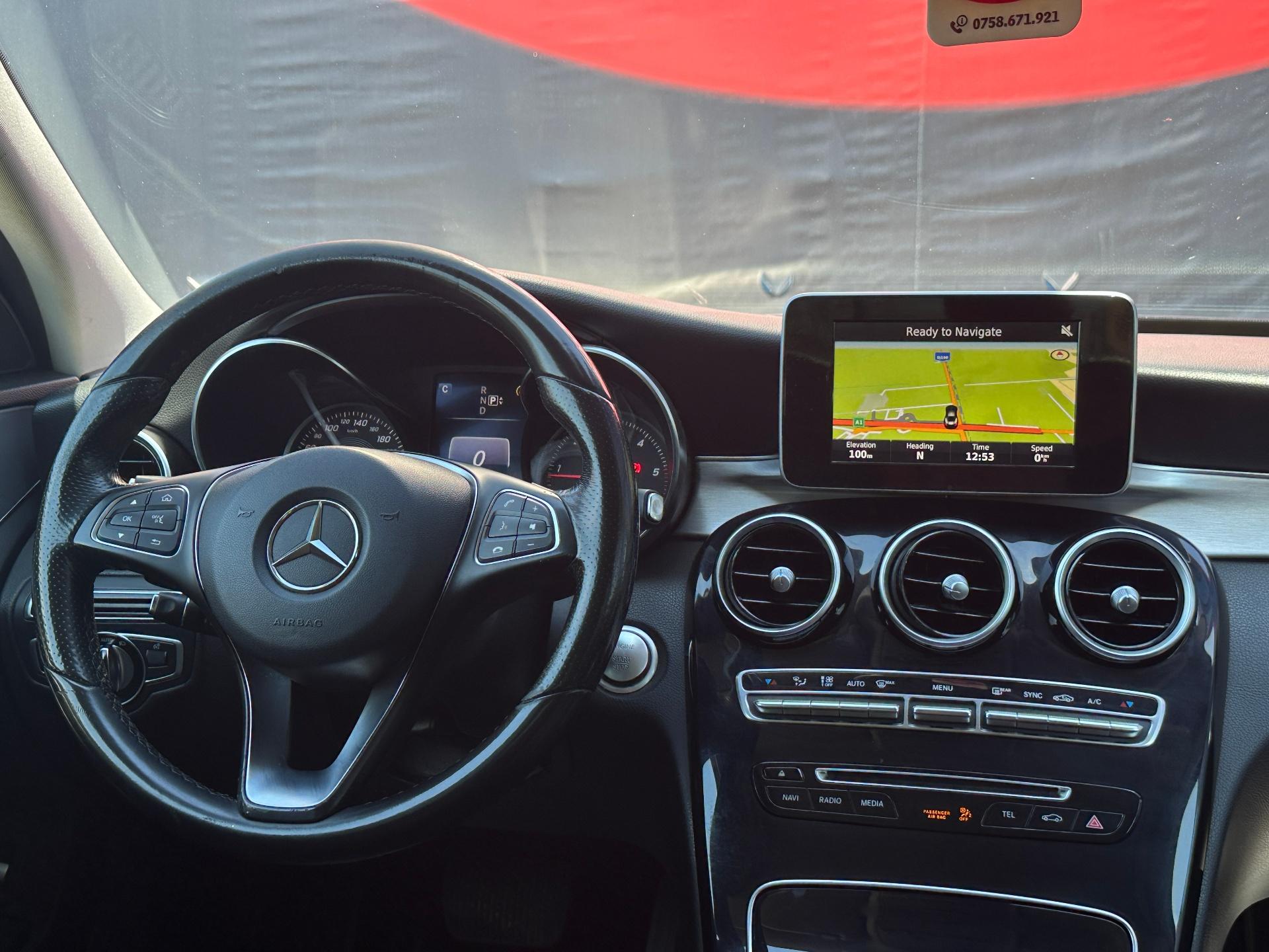 Mercedes-Benz-C