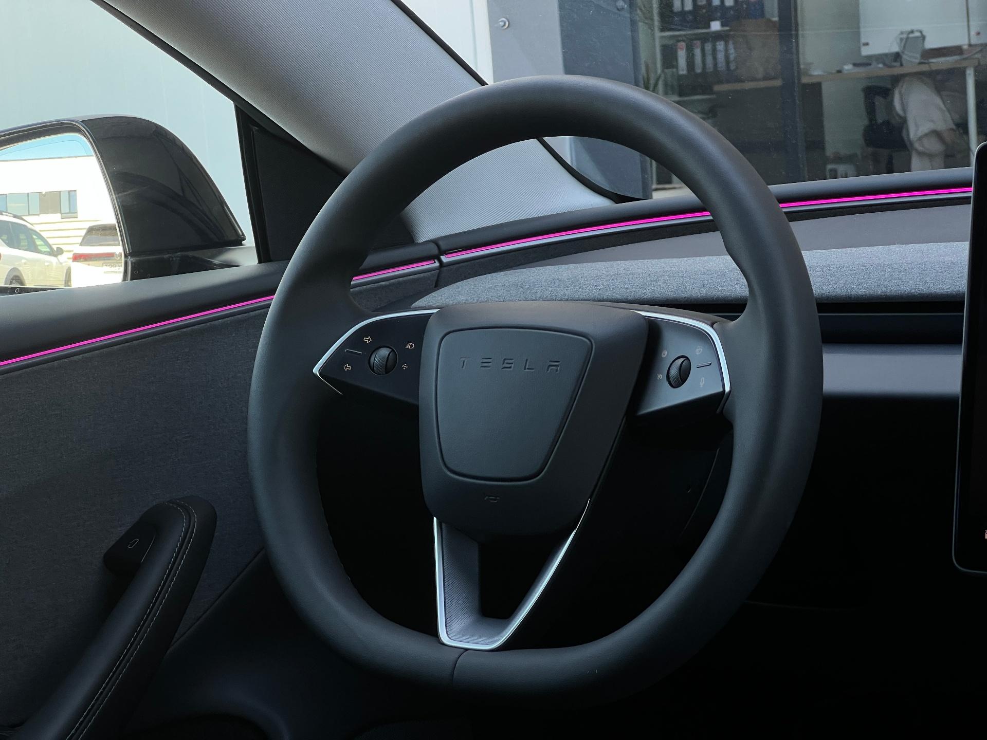 Tesla-Model 3