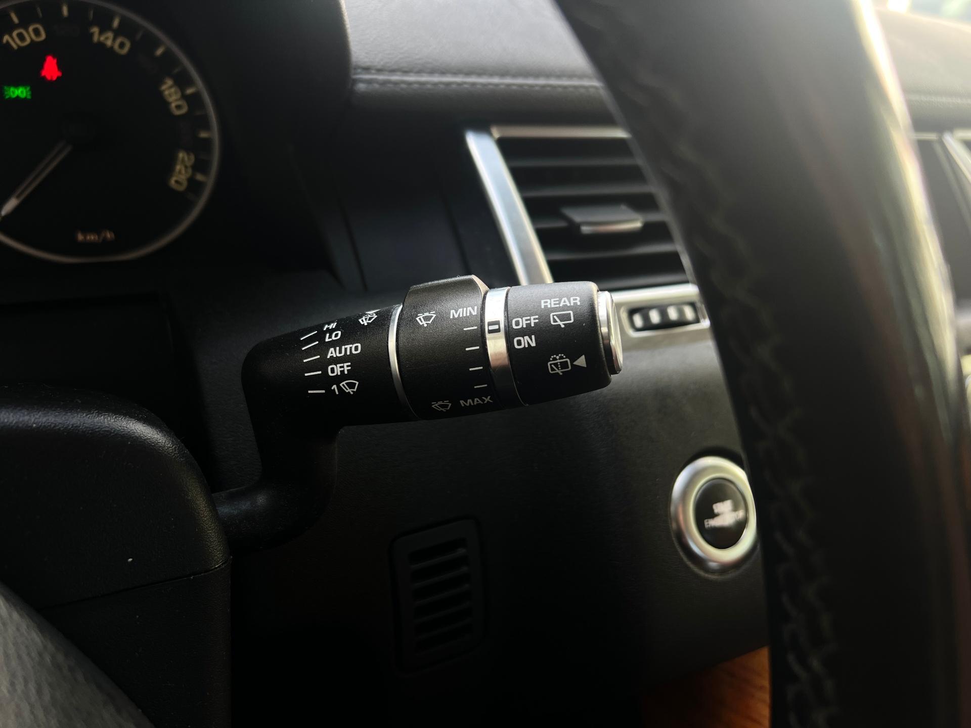 Land Rover-Range Rover Sport