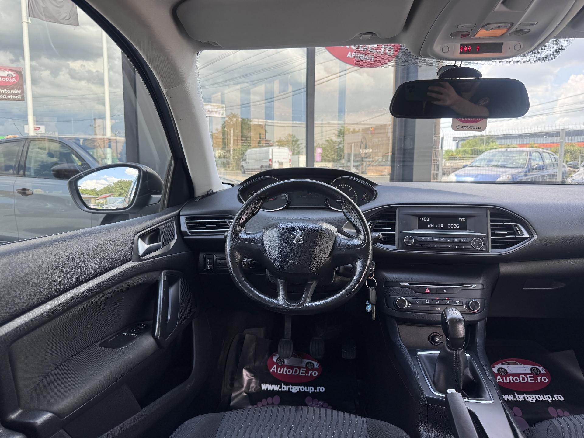 Peugeot-308