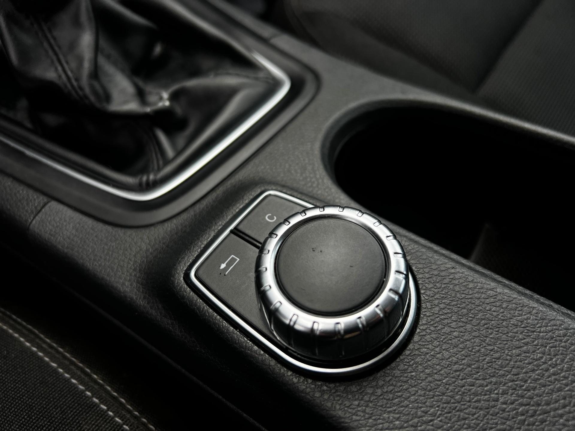 Mercedes-Benz-B