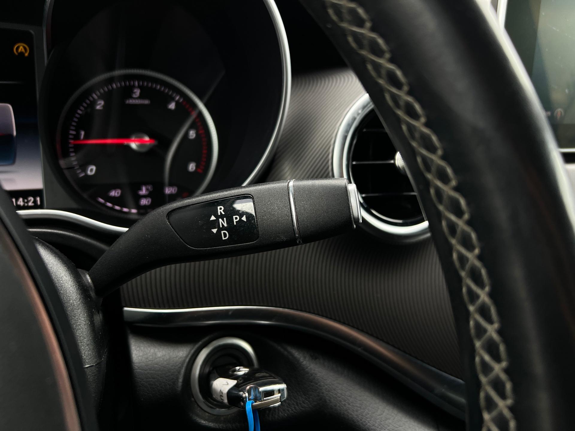 Mercedes-Benz-V