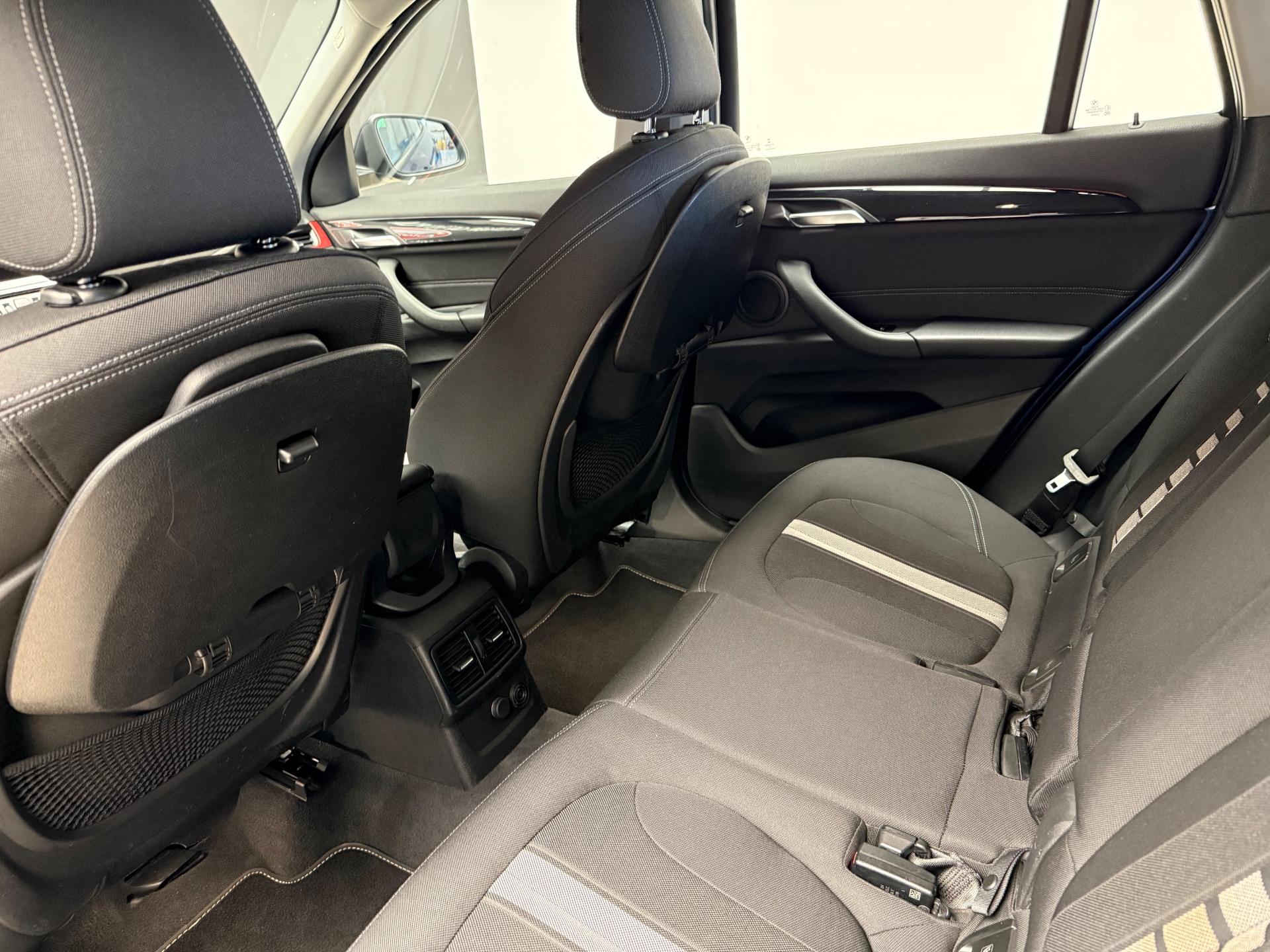 BMW-X1