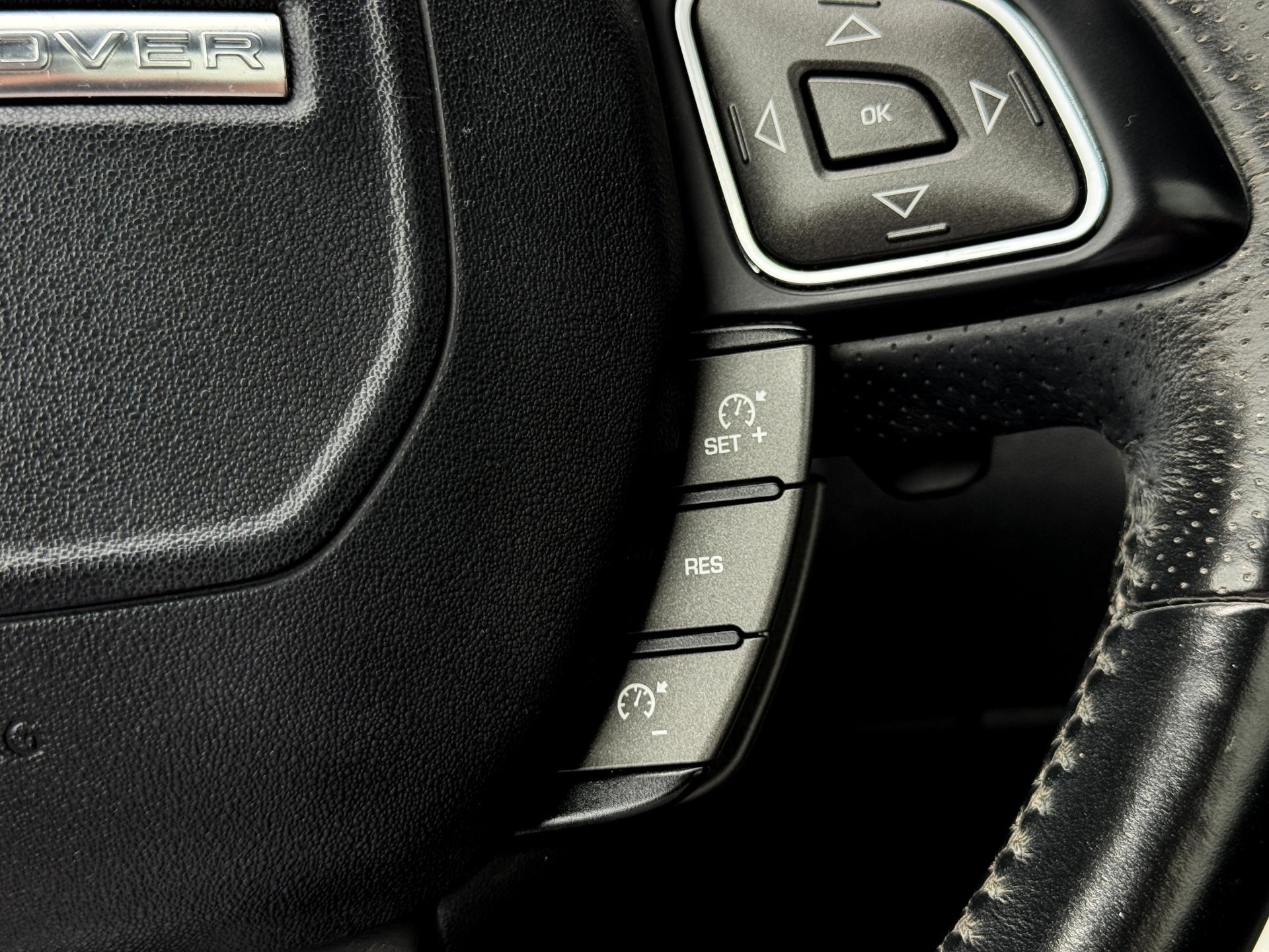 Land Rover-Range Rover Evoque