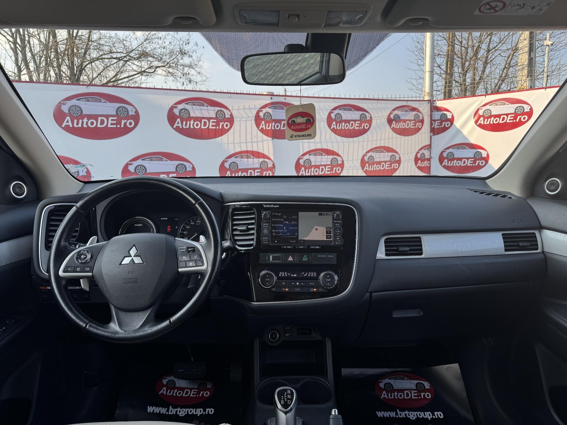 Mitsubishi-Outlander