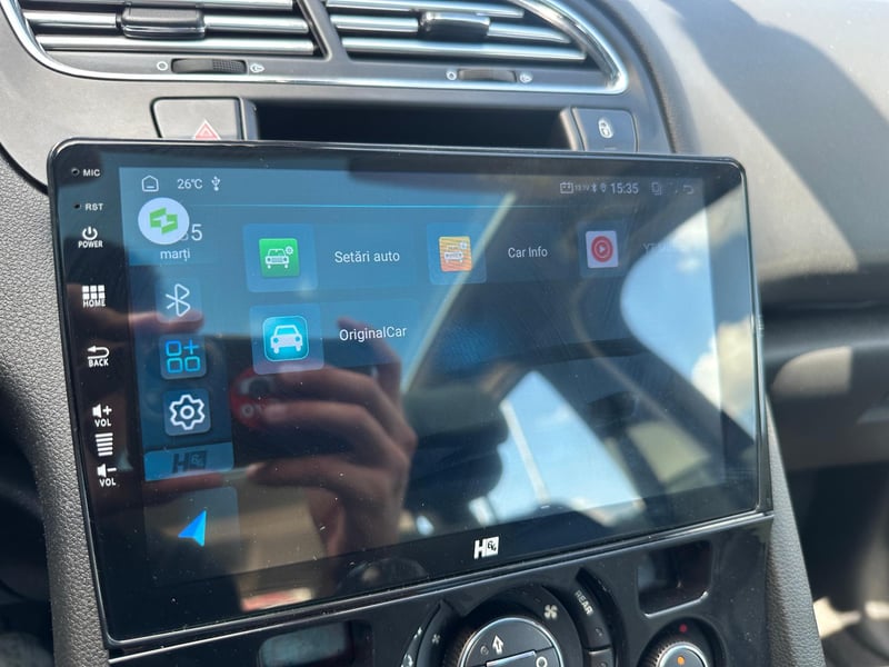 Car Thumb