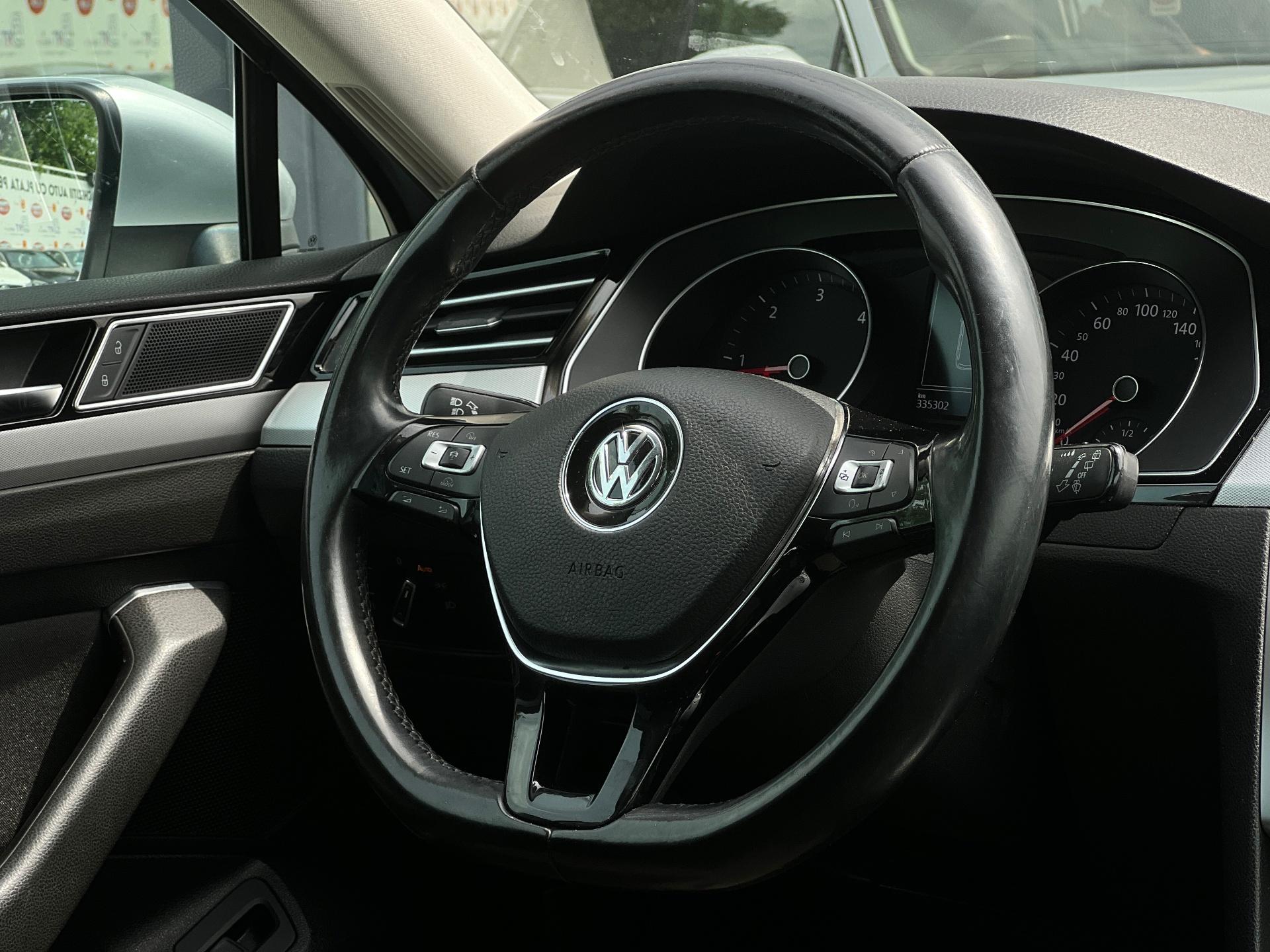 Volkswagen-Passat