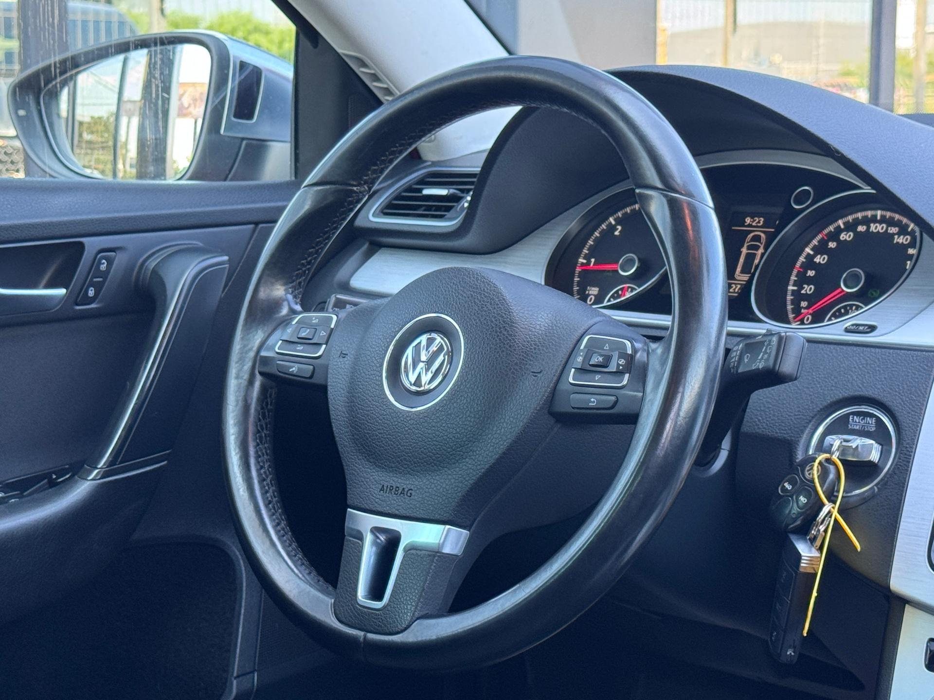 Volkswagen-Passat