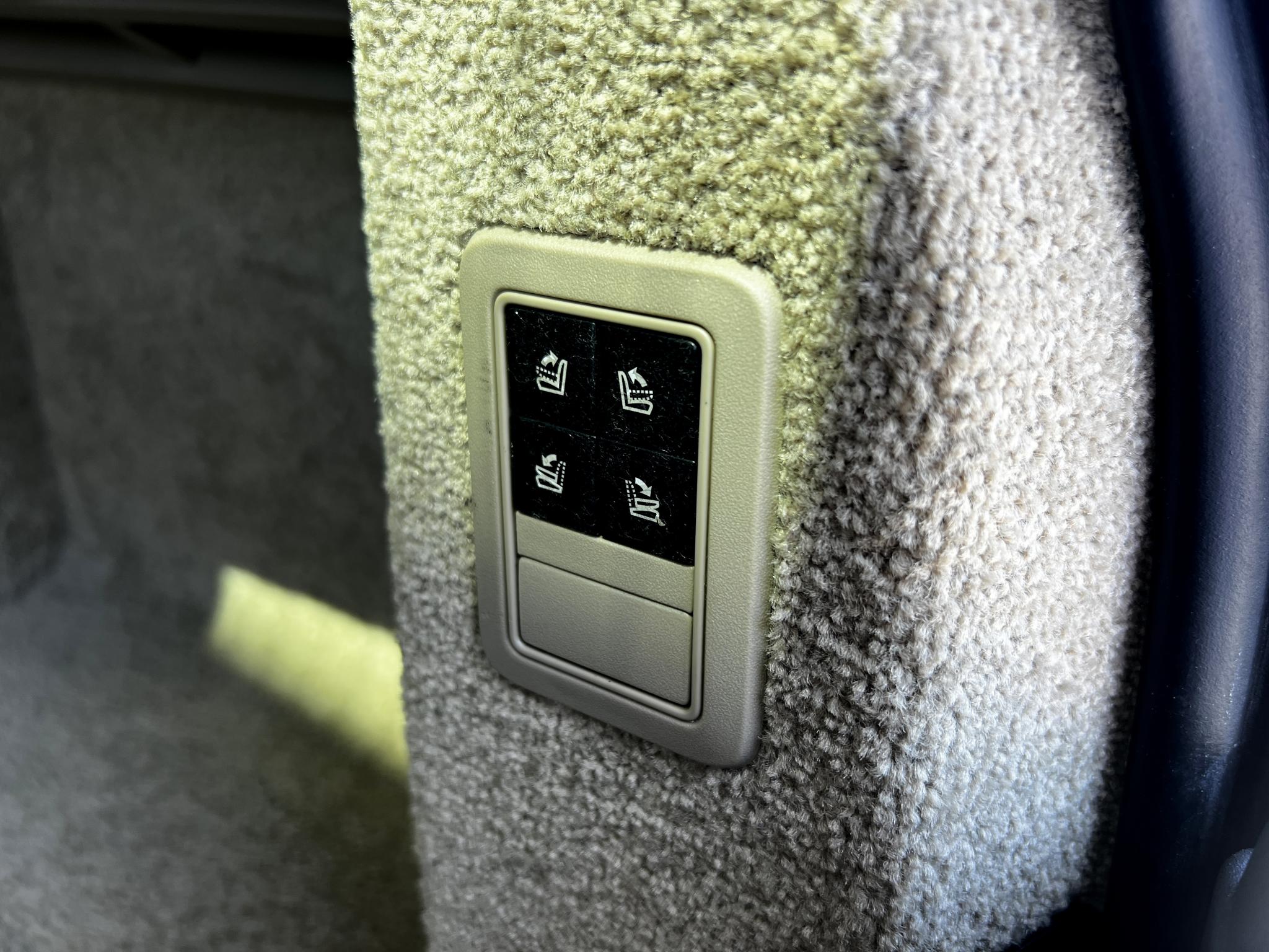 Land Rover-Range Rover Vogue