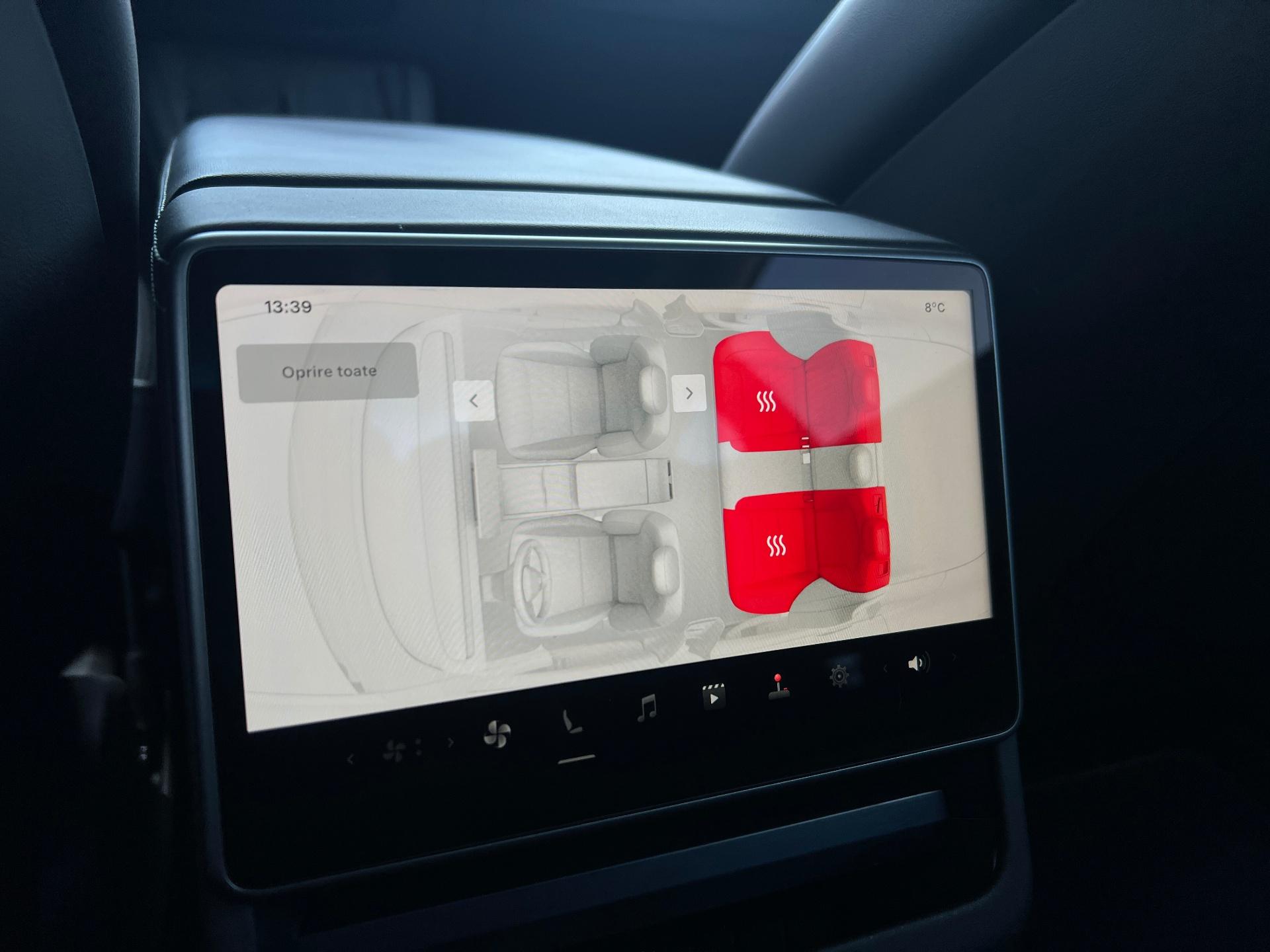 Tesla-Model 3
