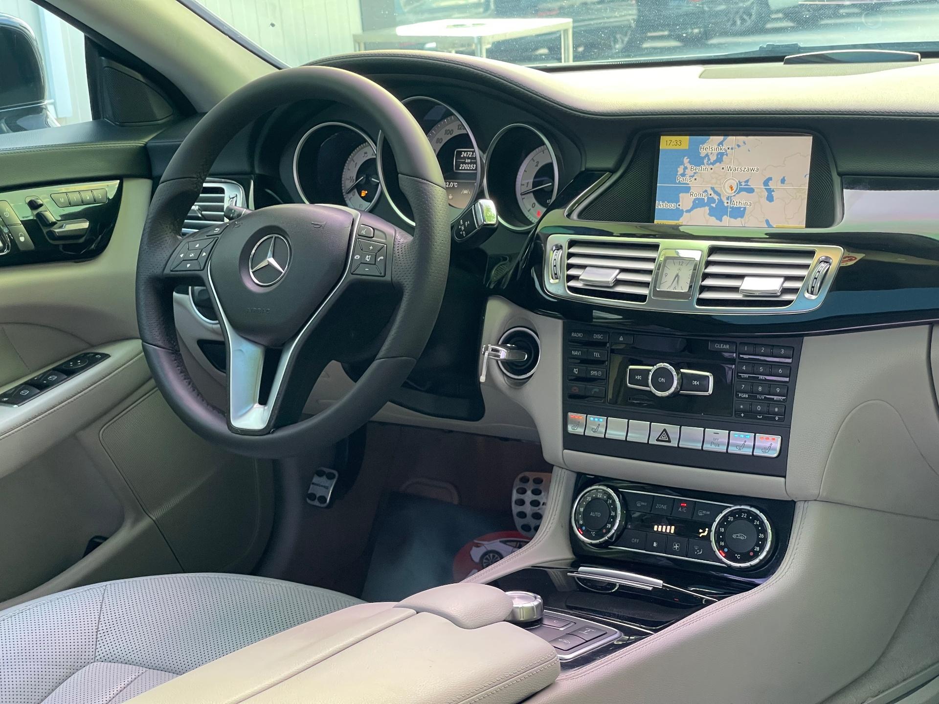 Mercedes-Benz-CLS