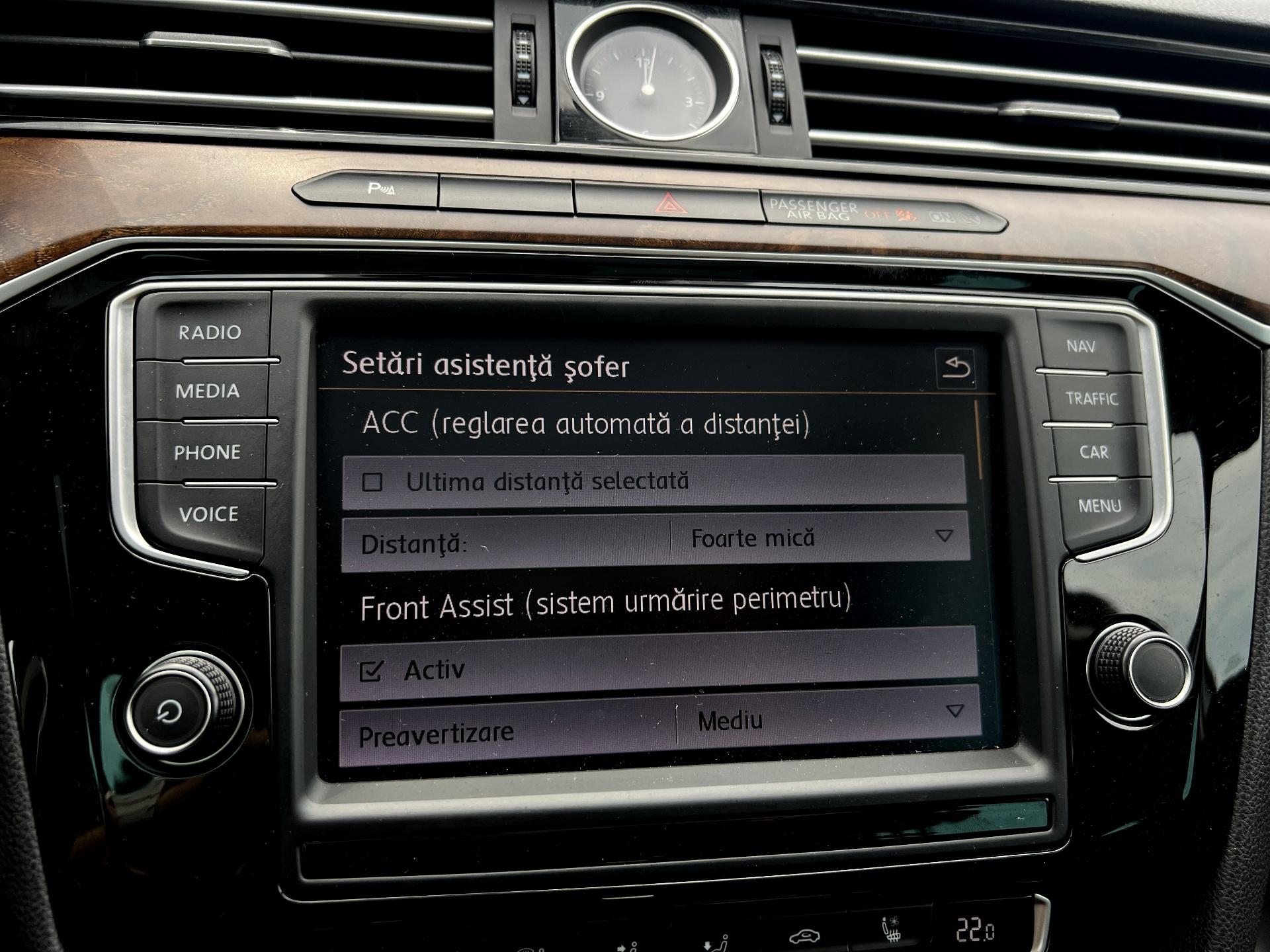 Volkswagen-Passat Alltrack