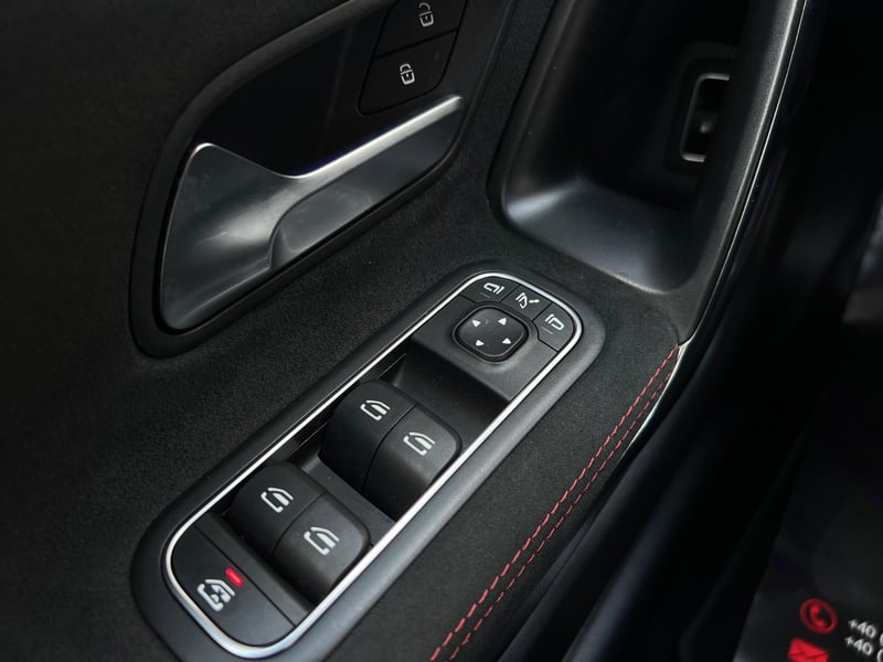 Car Thumb