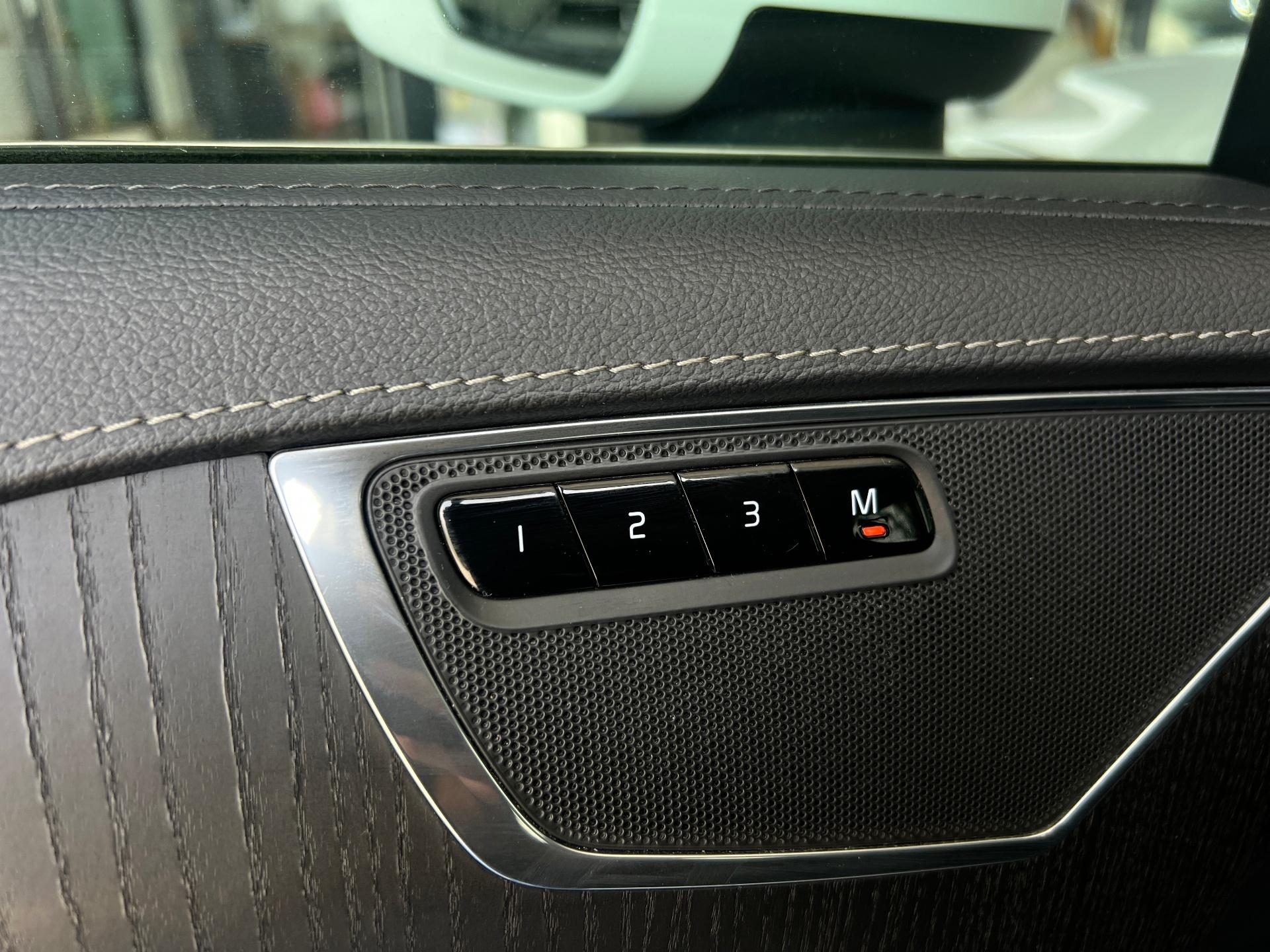 Volvo-XC 90