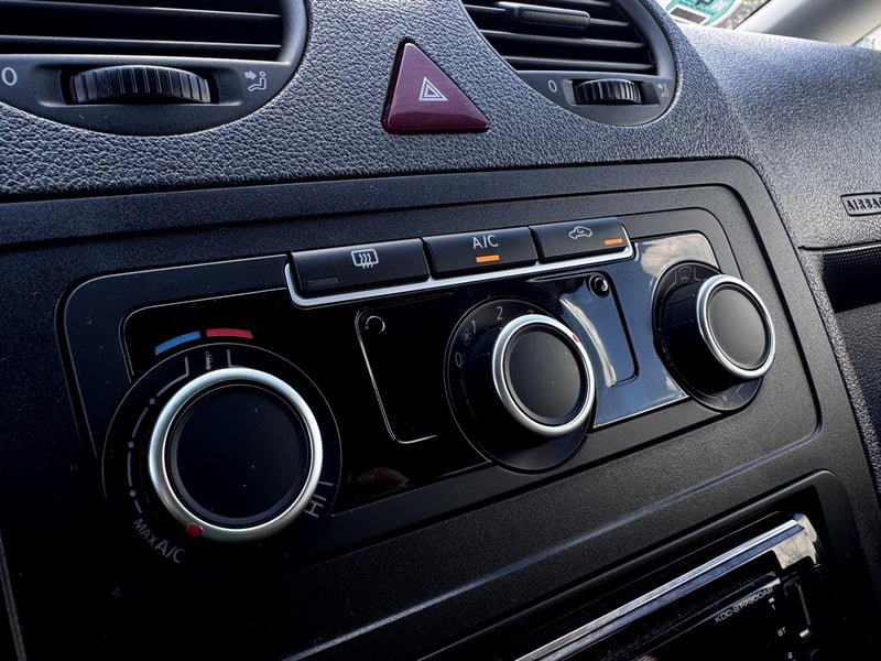 Car Thumb