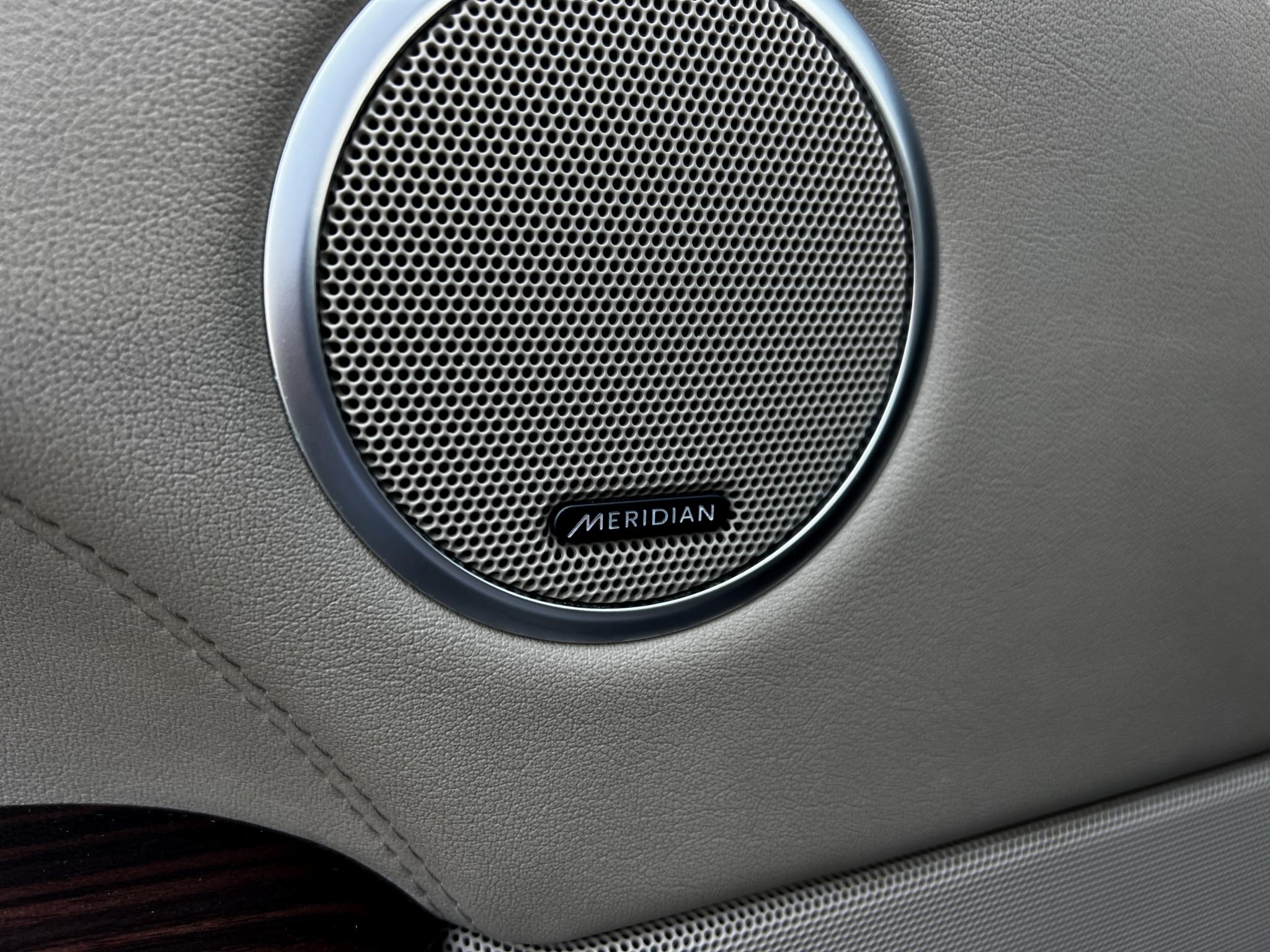 Land Rover-Range Rover Vogue