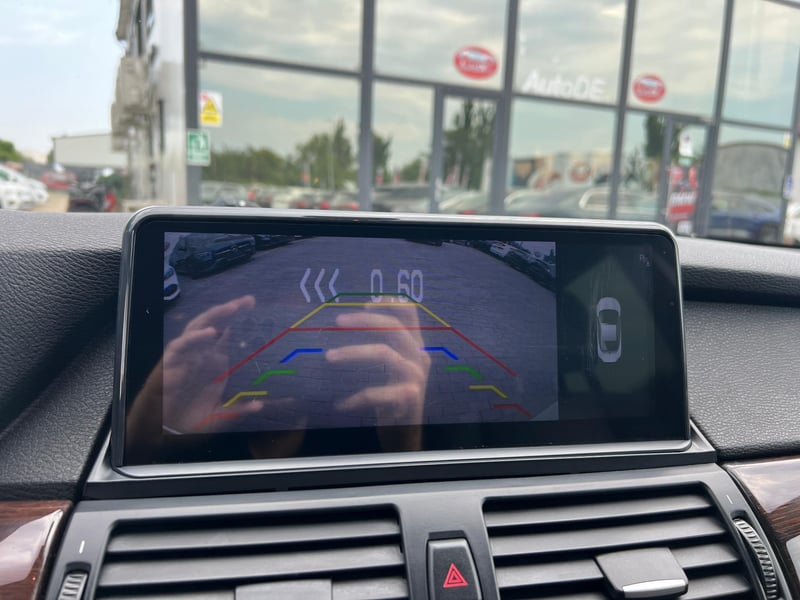 Car Thumb