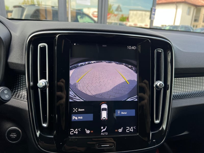 Car Thumb