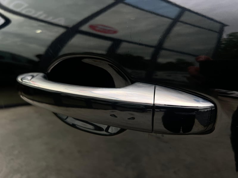 Car Thumb