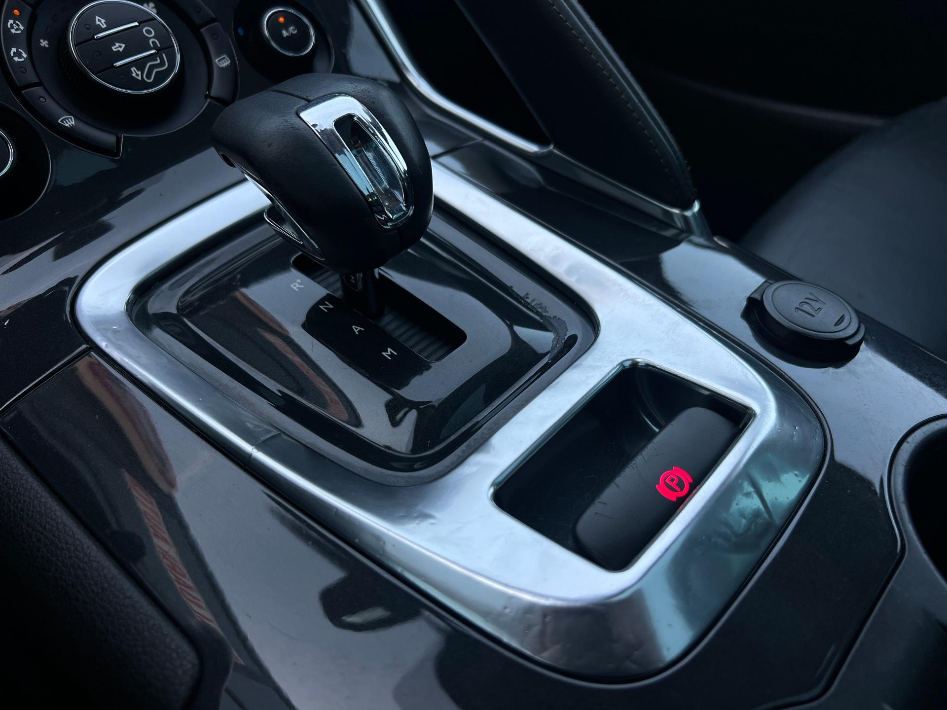 Peugeot-3008