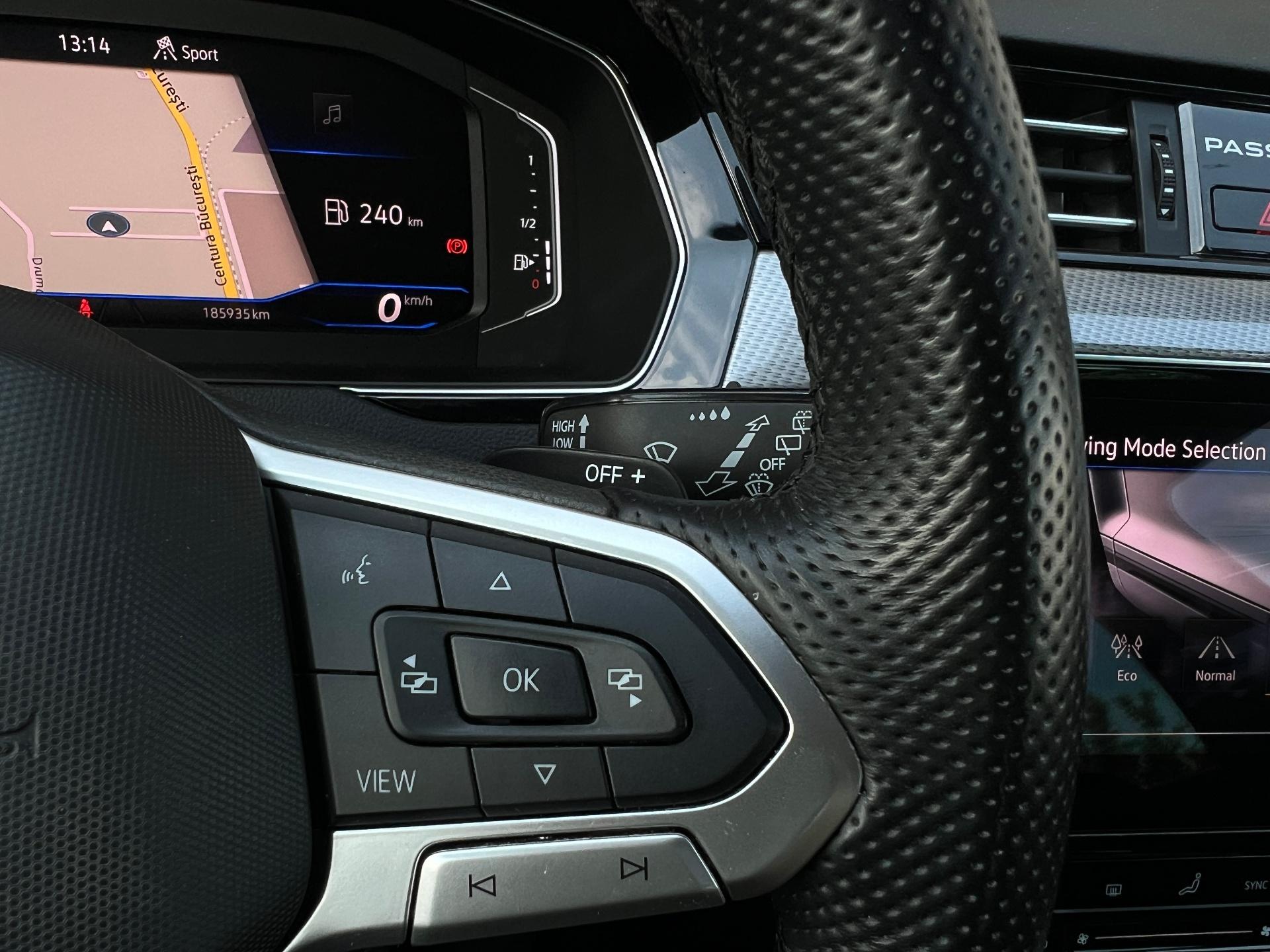 Volkswagen-Passat Alltrack