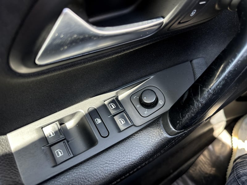 Car Thumb