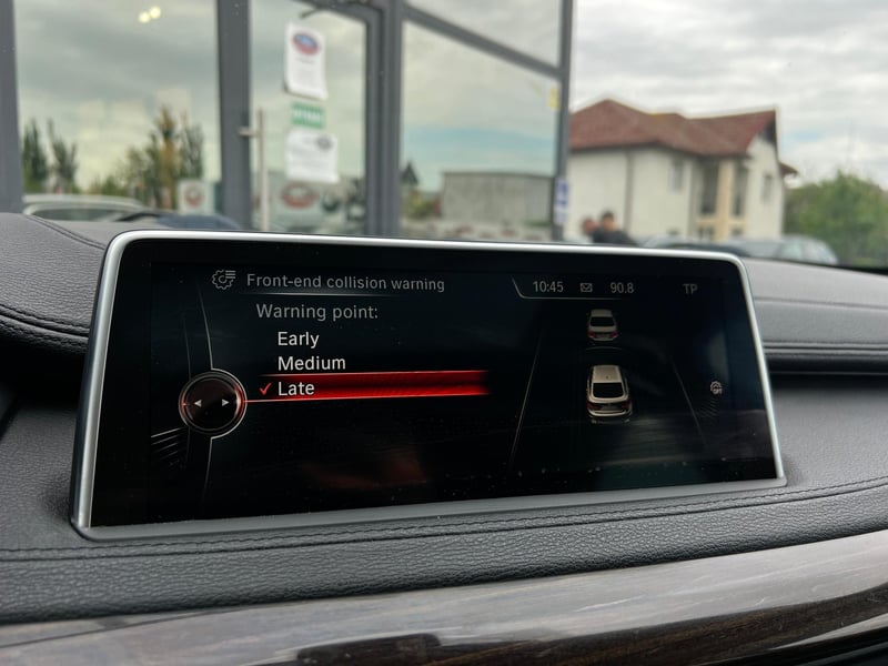 Car Thumb