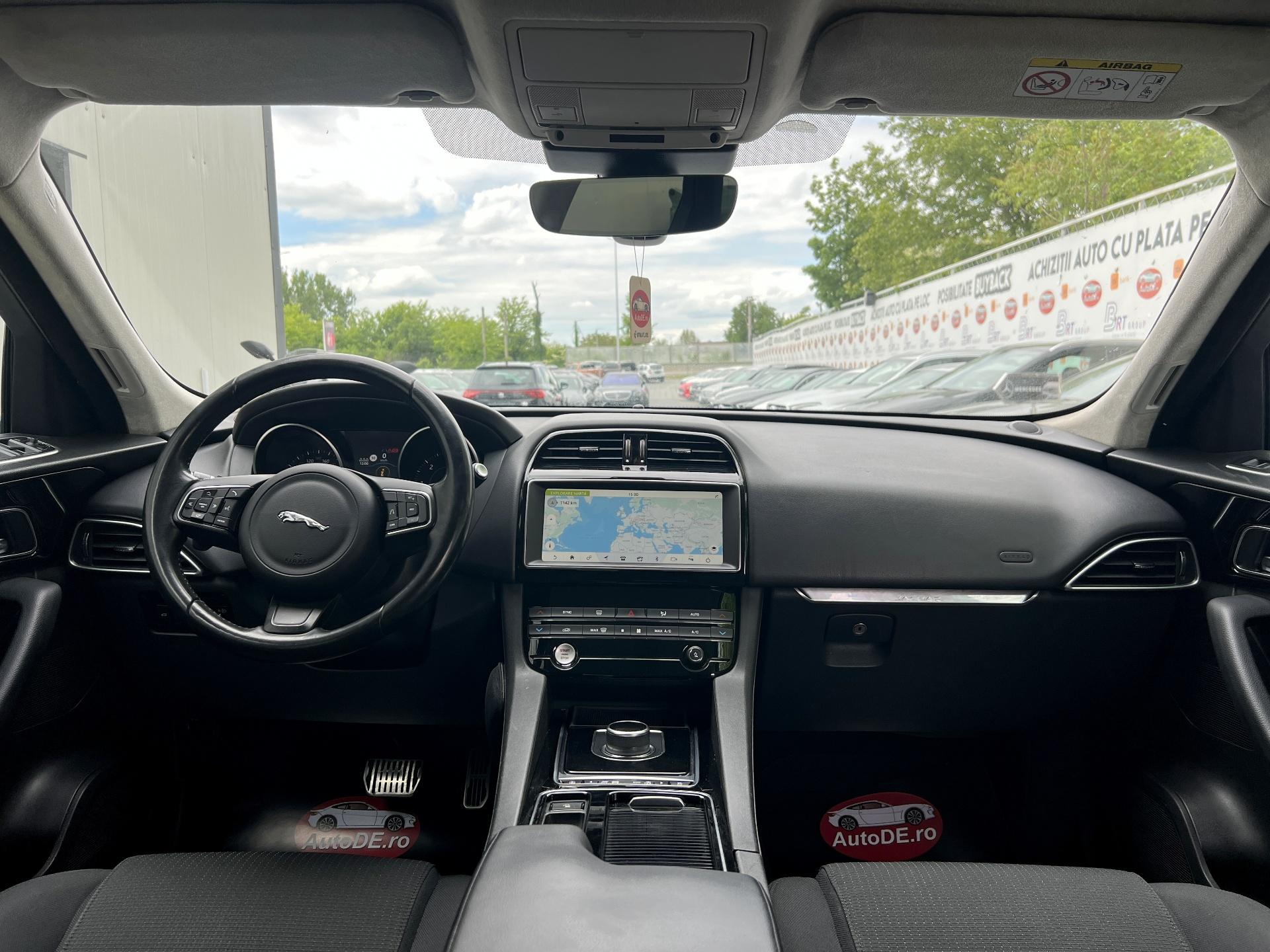 Jaguar-F-Pace