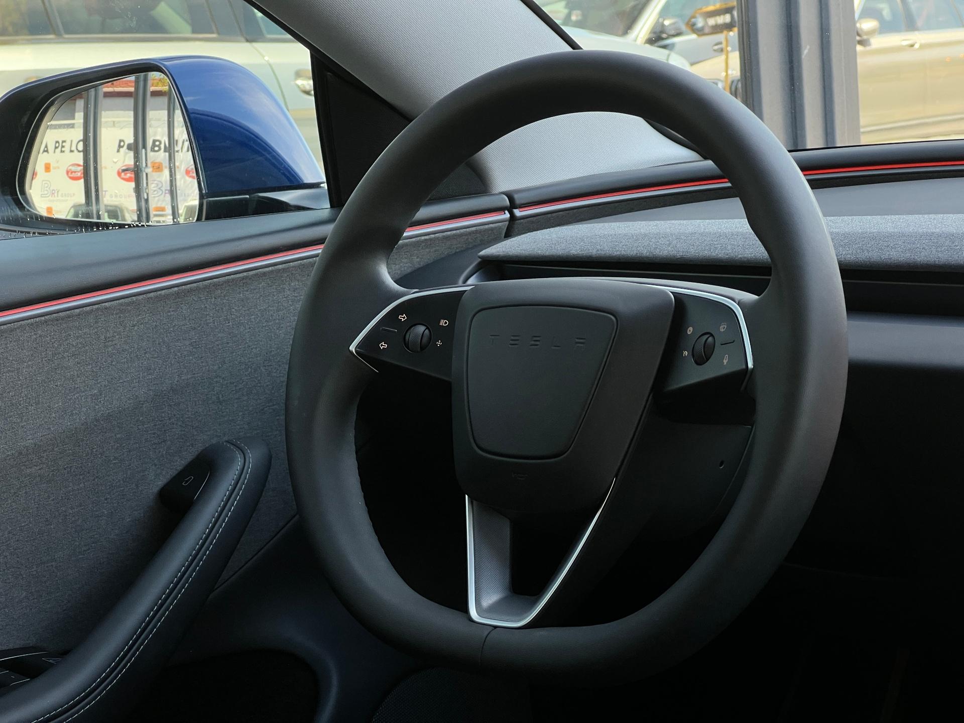 Tesla-Model 3