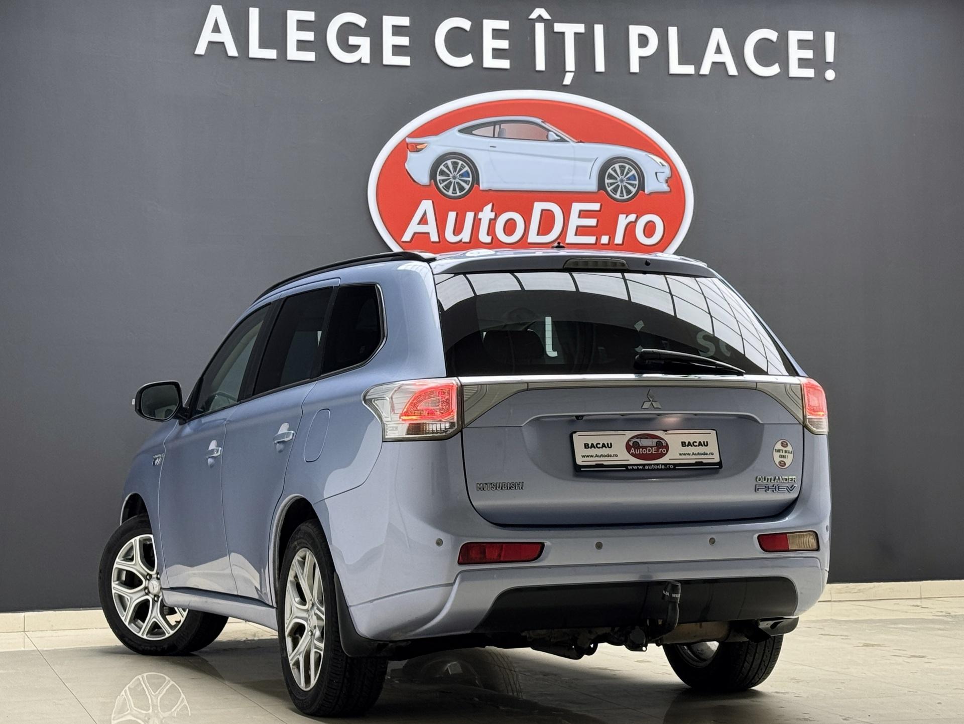 Mitsubishi-Outlander